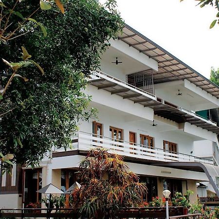 The Health Village Alwaye Экстерьер фото